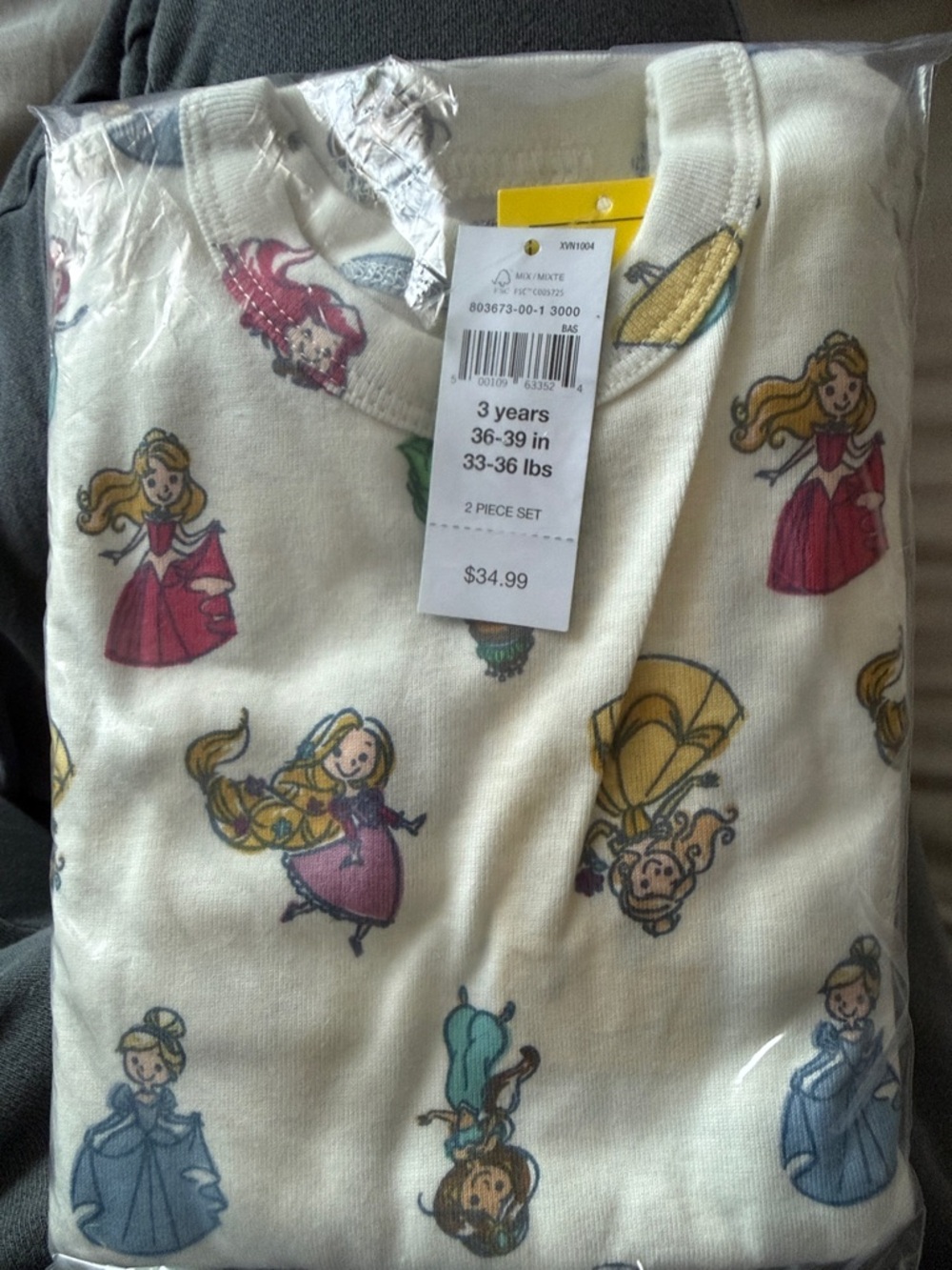 GAP Girls Cream Pajama Set with Pink, Blue and Yellow Princess Prints